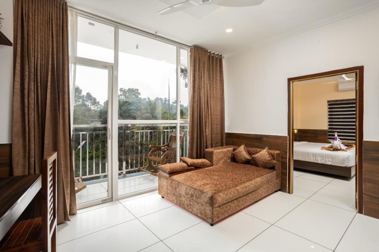 Star Emirates Luxury Resort And Spa, Munnar Anachal Exteriér fotografie