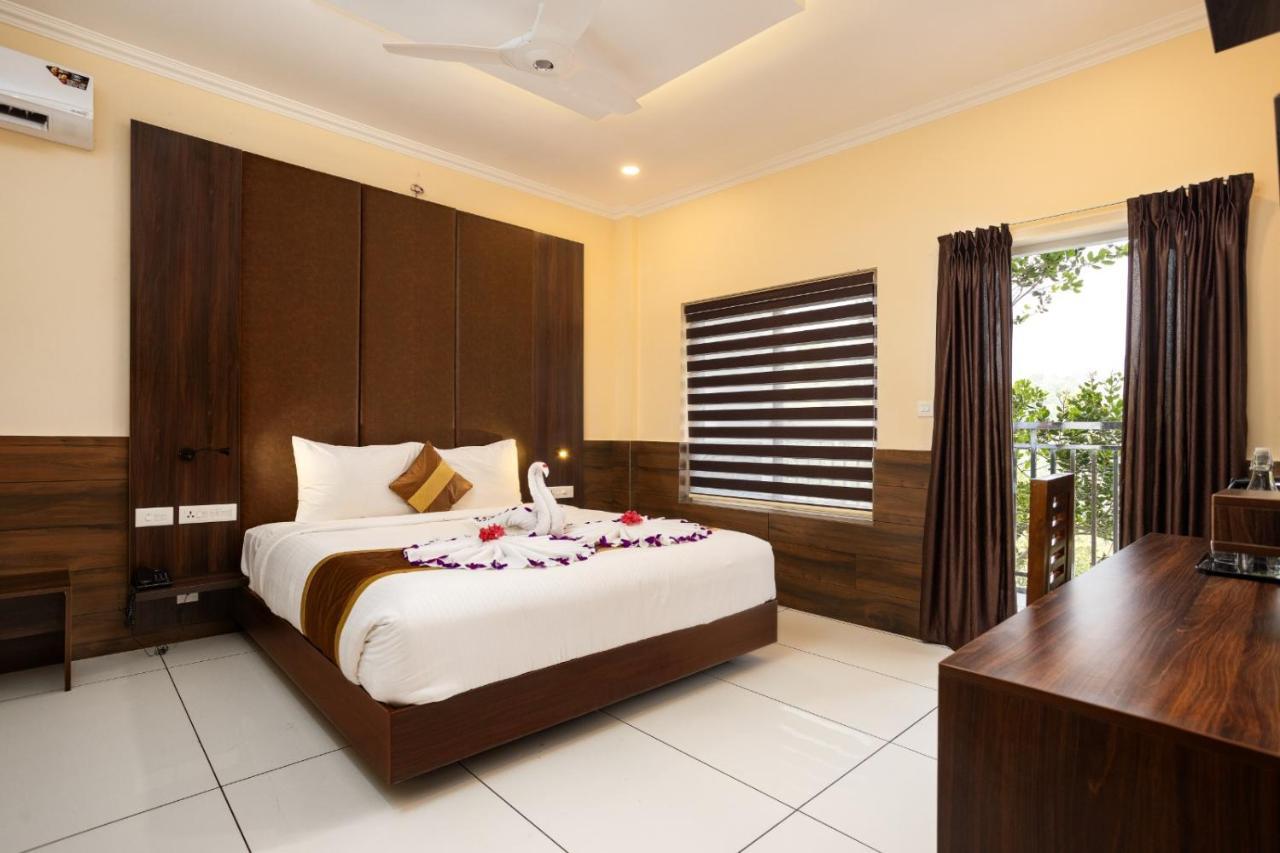 Star Emirates Luxury Resort And Spa, Munnar Anachal Exteriér fotografie
