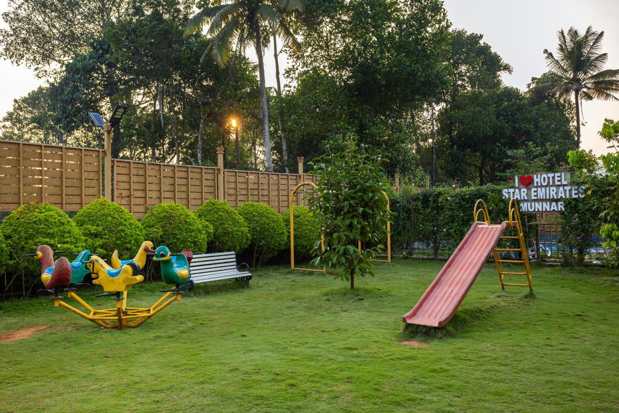 Star Emirates Luxury Resort And Spa, Munnar Anachal Exteriér fotografie