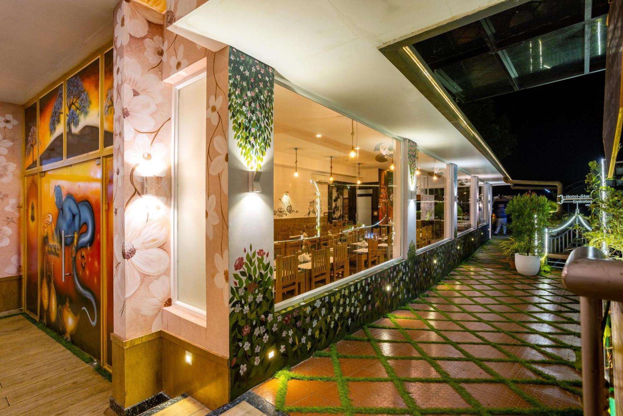 Star Emirates Luxury Resort And Spa, Munnar Anachal Exteriér fotografie